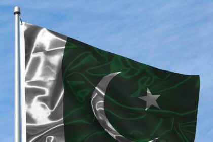Pakistan flag sales boosted due to the rising patriotic fervor
