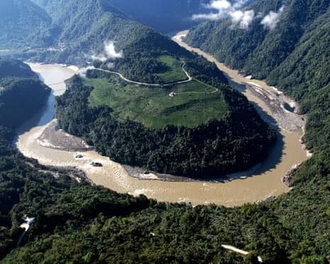 India fears a planned Chinese mega-dam in Tibet will be the beginning of a water war