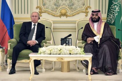 Russian president Putin sends a handwritten note to the Saudi crown prince
