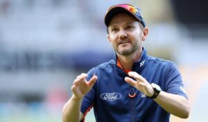 Pakistan cricket head coach, Mike Hesson, dedicates the team’s victory to flood victims