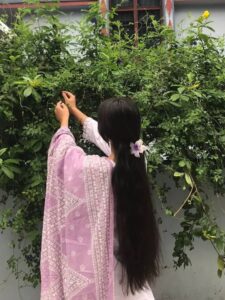 Worn Stones and Woven Threads: Fashioning a Self from the Past
