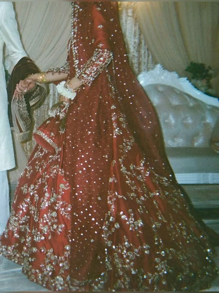Why Pakistani Weddings Are Becoming More About Wealth Than Love