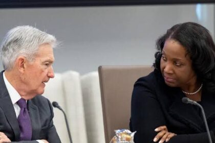 Court Halts Trump’s Bid to Oust Fed Governor Lisa Cook