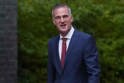 UK Pushes China Trade Deal Despite 'Super-Embassy' Row