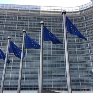 EU Split Threatens to Miss UN Deadline for New Climate Targets