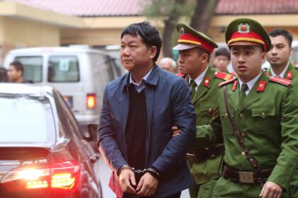 Vietnam to Screen Investors Through Police Checks Under New Oversight Reform