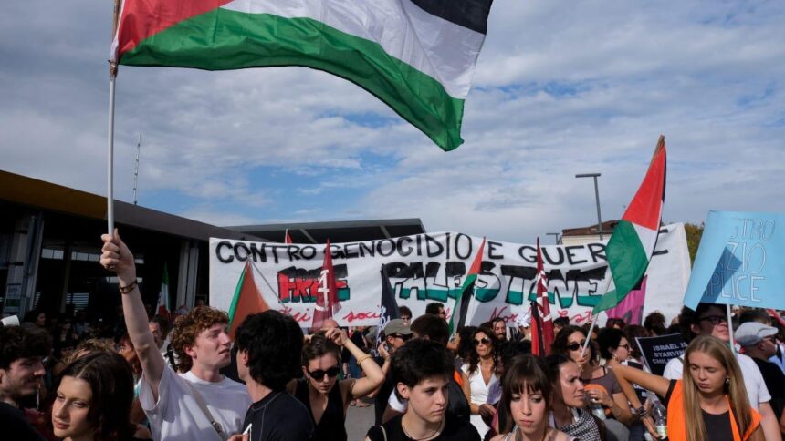 Thousands of people went to the streets in the support of Palestinians in the continuing Gaza clash, and large cities of Italy, such as Rome and Milan, also protested on Thursday. Peaceful protests ended up in confrontations among the protesters and the police. Officials of local government said over 60 police had been injured, and dozens of protesters had been arrested. The Italian government condemned the brutality and called it a sadistic exercise of solidarity. Rather, protest planners believed that the police were excessively violent, which sparked violence. The protests reveal the hard political faults in Italy, where the masses are increasingly becoming vocal on the issues of foreign policies. Further deterioration is feared by analysts who believe this will put pressure on the government of Prime Minister Giorgia Meloni.