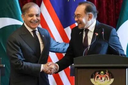 During his visit to Malaysia, Prime Minister Shehbaz Sharif emphasized Pakistan’s intention to collaborate with Malaysia across sectors like tech, agriculture, and education. He spoke warmly of a “family-like” bond between the nations and expressed hope for joint ventures that uplift both countries.