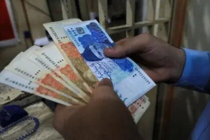 A new regional analysis shows Pakistani banks outperforming peers across the Asia-Pacific region in returns. The Bank of Punjab emerged at the top among publicly traded banks with over $100 million in market capitalisation. The report highlights strong profitability despite global financial uncertainty — a surprising bright spot for Pakistan’s economy.