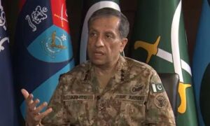 Director General ISPR Lt Gen Ahmed Sharif Chaudhry briefed the media in Peshawar, highlighting ongoing counter-terrorism operations and security challenges in Khyber Pakhtunkhwa. He reiterated the army’s resolve to eliminate terrorism and paid tribute to martyrs who laid down their lives for peace in the region.
