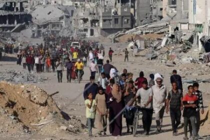 Authorities in Gaza reported that nearly 5,000 humanitarian and relief operations were conducted within a single day to assist displaced civilians. Efforts included food distribution, medical aid, and shelter support amid ongoing Israeli strikes. Meanwhile, in the US, former President Donald Trump’s Arab American supporters welcomed the recent Gaza ceasefire deal but voiced doubts over its longevity, fearing renewed violence. The humanitarian situation in Gaza remains dire, with hospitals overwhelmed and fuel supplies critically low.