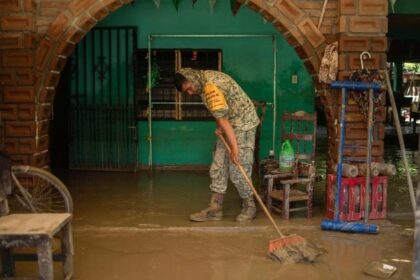 47 People have died in Mexico since Thursday because of floods wreaking havoc, especially in the states of Hidalgo, Puebla, Queretaro and Veracruz. The main affected zone is the Sierra Madre Oriental, a mountain range which runs parallel to Mexico's east coast and is filled with villages where telecommunications and other services have not yet been restored. Mexico has been hit by especially heavy rains throughout 2025 with a rainfall record set in the capital, Mexico City. Isidro Cano, a meteorologist told AFP that the intense rainfall since Thursday was caused by a seasonal shift and cloud formation as warm, humid air from the gulf of Mexico rises to the mountaintops