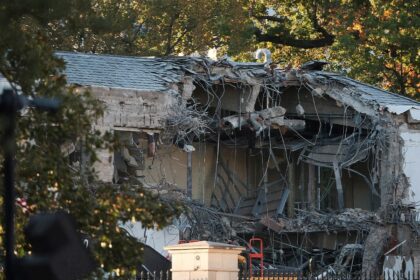 Demolition of White House East Wing begins to prepare Trump Ballroom