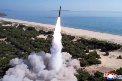 North Korea Fires Missiles a Week before Asia-Pacific Leaders' meeting