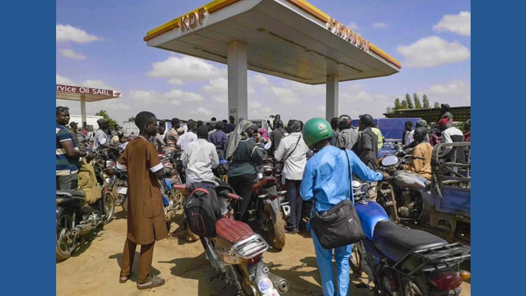 Fuel Crisis Leads to Mali Closing Schools Nationwide
