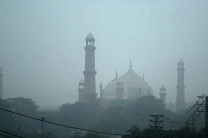 The Punjab government is facing backlash and allegations of data manipulation after climate analysts and social media users accused the Environment Protection & Climate Change Department (EPCCD) of deliberately shutting down air quality monitoring stations in Lahore during peak pollution hours. The controversy erupted when climate and public policy analyst Dawar Hameed Butt posted a series of tweets on X, alleging that the EPCCD had turned off several monitoring stations, particularly those in the more polluted northern and eastern parts of the city. “EPCCD Punjab has turned off Monitoring Stations in Lahore,” Butt tweeted. “The ones left on are still ‘Beyond Index’. These are PAS officers, PhDs and ‘educated’ staff, and they think closing their eyes will solve the problem. Absolute failure unfolding now.” (DAWN)