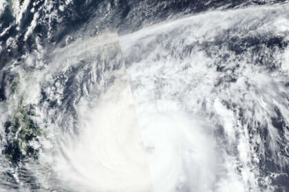 The Philippines evacuated over 100,000 residents across its eastern and northern regions as Fung-wong intensified on Sunday into a super typhoon ahead of its expected arrival later in the day, threatening to unleash torrential rains, destructive winds, and storm surges. Storm alert signals have been hoisted across large parts of the Philippines, with Signal No. 5, the highest warning, raised over southeastern Luzon, including Catanduanes and coastal areas of Camarines Norte and Camarines Sur, while Metro Manila and surrounding areas are under Signal No. 3. Packing sustained winds of 185kph (11mph) and gusts of up to 230 kph, Super Typhoon Fung-wong, locally known as Uwan, is forecast to make landfall in Aurora province in central Luzon Sunday night at the earliest. Parts of Eastern Visayas were already experiencing power outages. (Geo News)