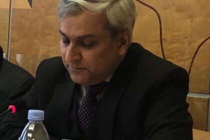 There will not be any talks between Pakistan and terrorist groups, says Foreign Office