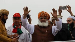 Stronger ties needed between Pakistan and Bangladesh, says Maulana Fazlur Rehman