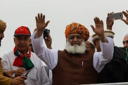 Stronger ties needed between Pakistan and Bangladesh, says Maulana Fazlur Rehman