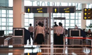 Five Pakistanis deported from Sharjah for using counterfeit UK visas